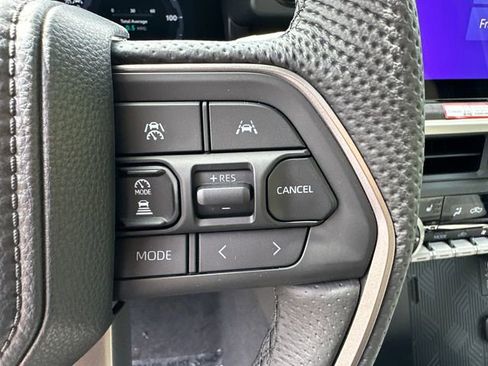 New 2026 Toyota Tacoma Limited AWD/4WD image 32