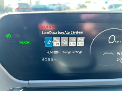 Used 2024 Subaru Solterra Touring image 36