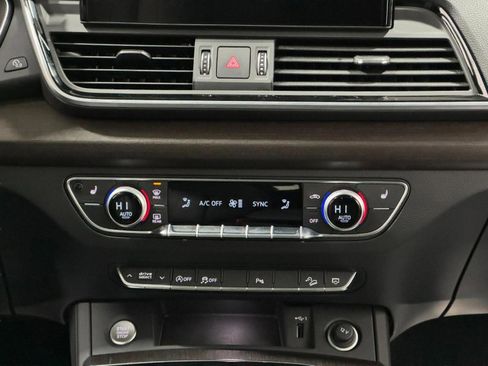 Certified 2025 Audi Q5 2.0T Premium w/ Convenience Plus Package image 14
