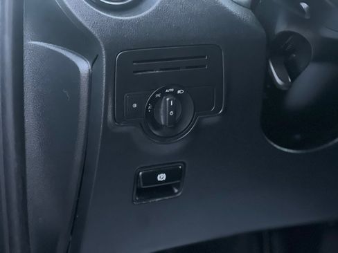 Used 2020 Mercedes-Benz Metris w/ Safety Package image 11