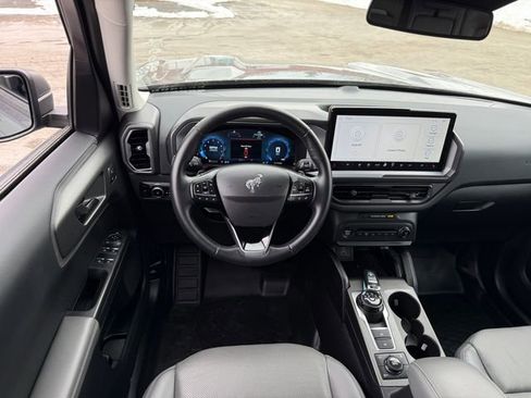 Used 2025 Ford Bronco Sport Badlands image 6