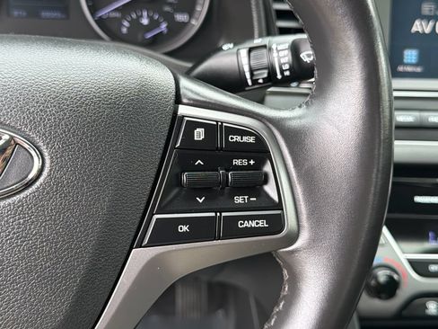 Used 2017 Hyundai Elantra Value Edition FWD image 24