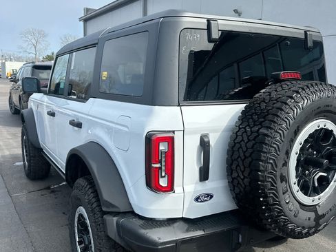New 2026 Ford Bronco Badlands w/ Sasquatch Package AWD/4WD image 10