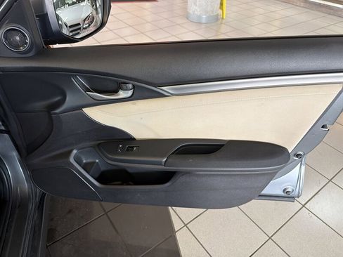 Used 2019 Honda Civic EX image 28