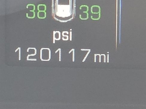 Used 2019 Cadillac XT5 Luxury w/ LPO, Black Ice Package AWD/4WD image 14