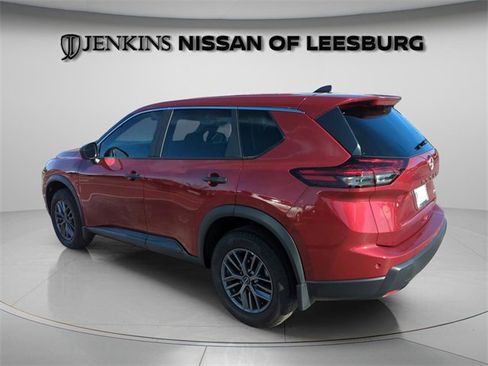 Certified 2025 Nissan Rogue S image 6