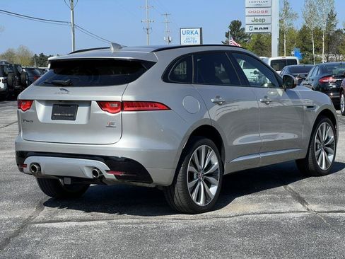 Used 2017 Jaguar F-PACE S AWD/4WD image 9