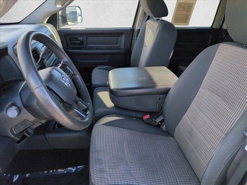 Used 2012 RAM 2500 ST w/ Chrome Appearance Group image 13