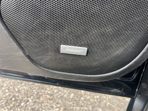 Used 2019 GMC Acadia SLE w/ LPO, Black Accent Package image 6