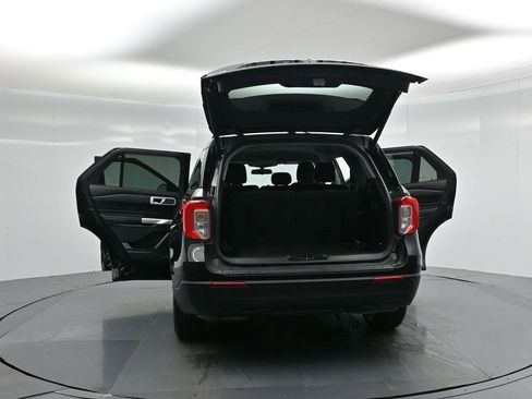 Certified 2022 Ford Explorer XLT image 35