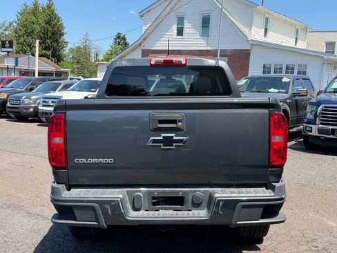 Used 2016 Chevrolet Colorado W/T w/ WT Convenience Package RWD image 5