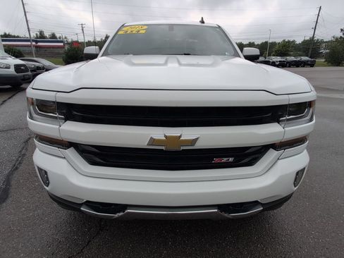 Used 2018 Chevrolet Silverado 1500 LT w/ All Star Edition AWD/4WD image 11