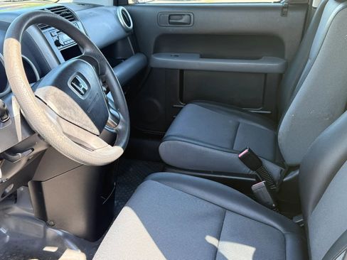 Used 2006 Honda Element LX image 9