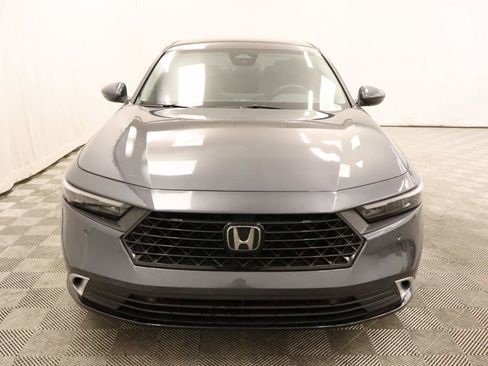 Used 2023 Honda Accord Touring image 4