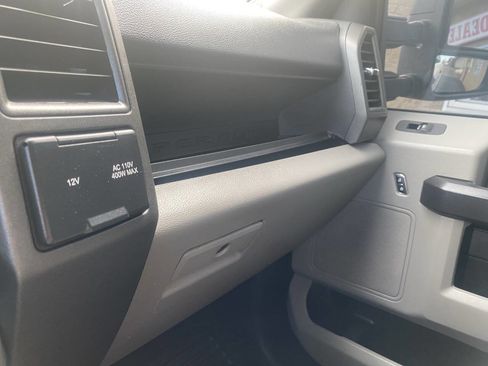 Used 2022 Ford F250 XL w/ Power Equipment Group image 37