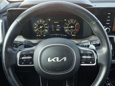 Used 2023 Kia Sorento SX Prestige image 20