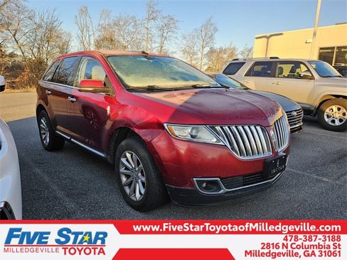 Used 2013 Lincoln MKX AWD image 1