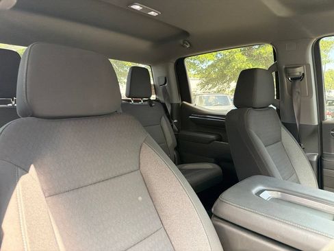 Used 2023 Chevrolet Silverado 1500 LT AWD/4WD image 27