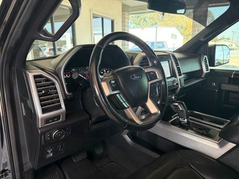 Used 2019 Ford F150 Platinum image 17
