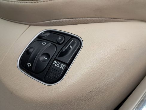 Used 2007 Mercedes-Benz SL 600 image 18