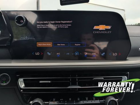 New 2026 Chevrolet Traverse LT w/ LPO, Floor Liner Package FWD image 11