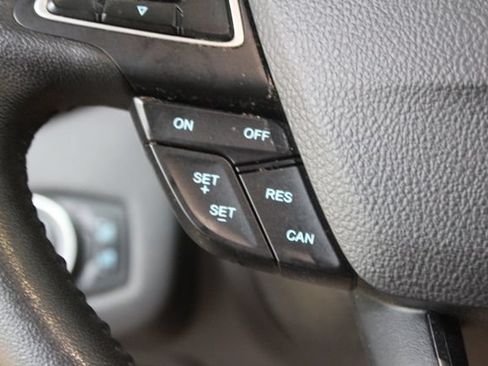 Used 2018 Ford Escape SEL w/ Canadian Touring Package AWD/4WD image 18