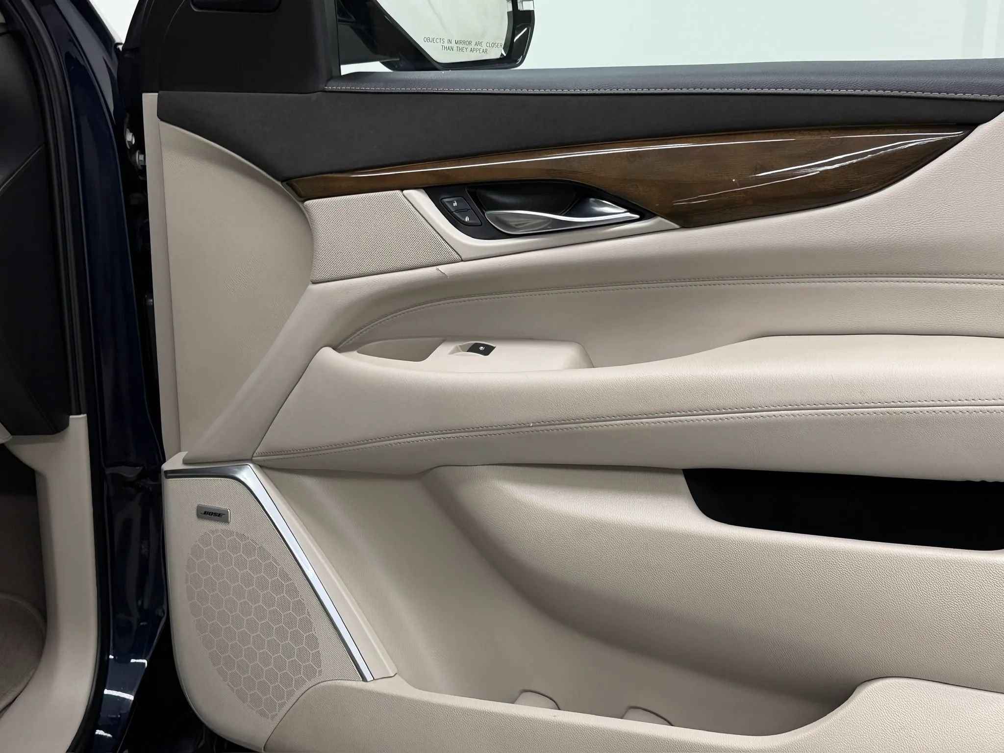 Used 2019 Cadillac Escalade Luxury RWD image 75