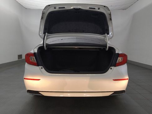 Used 2018 Honda Accord LX image 29