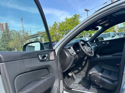 New 2026 Volvo XC60 T8 Ultra w/ Climate Package AWD/4WD image 20
