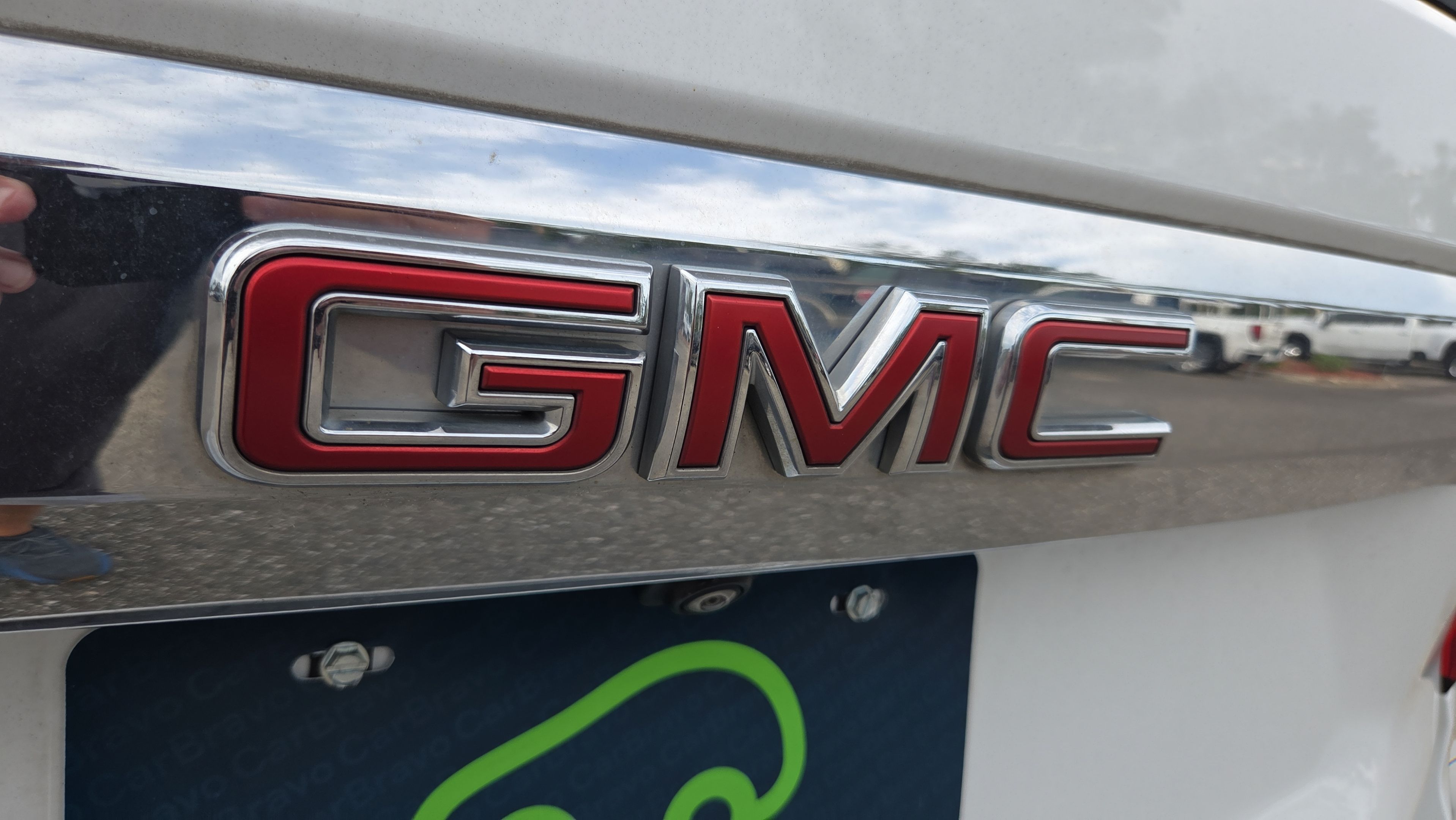 Used 2023 GMC Yukon XL SLT w/ SLT Premium Package RWD image 15