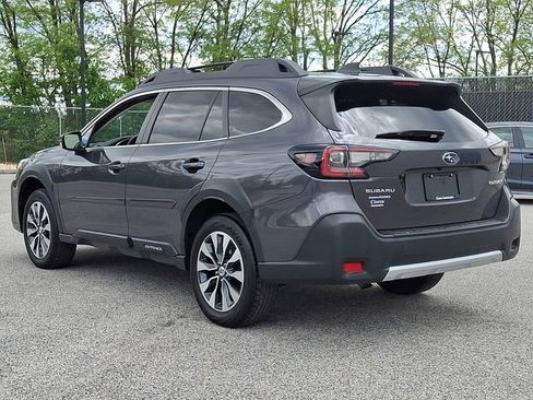 Used 2023 Subaru Outback Limited AWD/4WD image 7