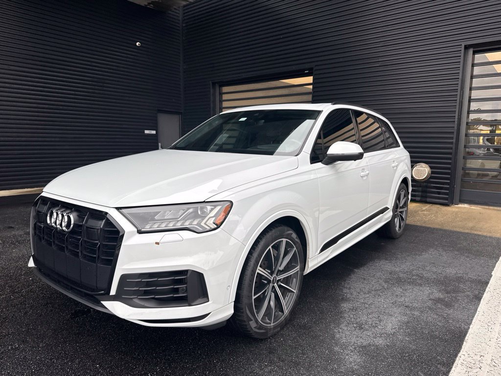 Used 2021 Audi Q7 3.0T Prestige w/ Prestige Package AWD/4WD image 1