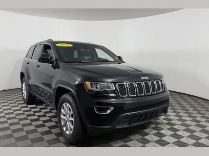 Used 2021 Jeep Grand Cherokee Laredo