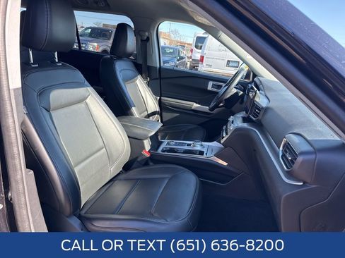 Used 2022 Ford Explorer XLT w/ Equipment Group 202A image 35
