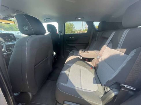 Used 2024 Chevrolet Blazer LT w/ Convenience Package image 17