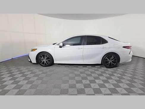 Used 2024 Toyota Camry SE FWD image 47