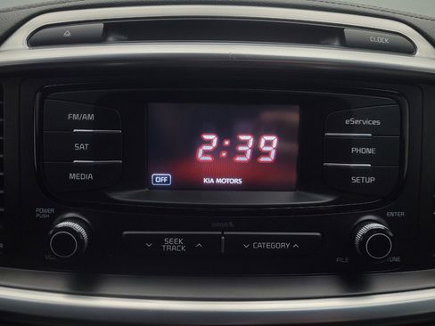 Used 2016 Kia Sorento EX AWD/4WD image 25