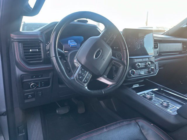 Used 2023 Ford Expedition Limited AWD/4WD image 16