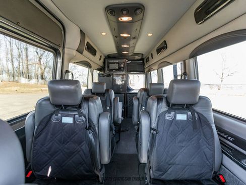 Used 2022 Mercedes-Benz Sprinter 3500 image 30