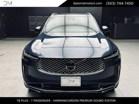 Used 2026 Volvo XC90 T8 Plus w/ Protection Package Premier AWD/4WD image 10
