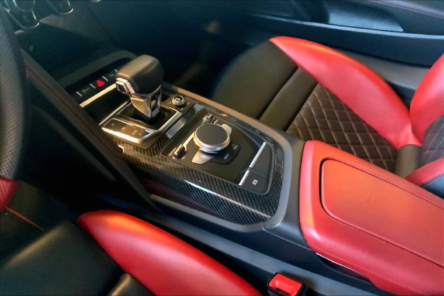 Used 2018 Audi R8 V10 plus AWD/4WD image 25