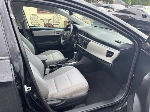 Used 2014 Toyota Corolla LE FWD image 19