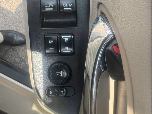 Used 2014 Honda Odyssey EX-L image 19
