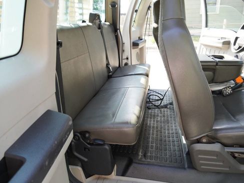 Used 2010 Ford F350 XL image 31