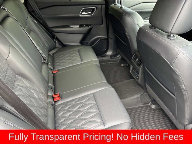 Used 2024 Nissan Rogue Platinum w/ Platinum Premium Package AWD/4WD image 20