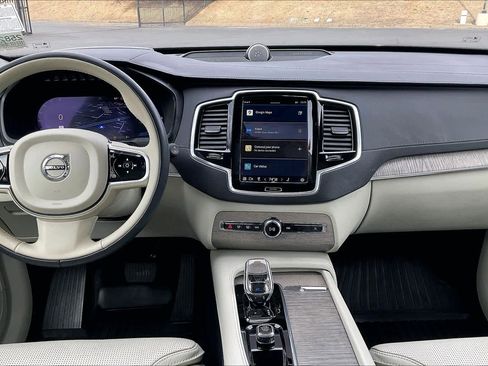 Used 2023 Volvo XC90 T8 Ultimate w/ Protection Package Premier image 9