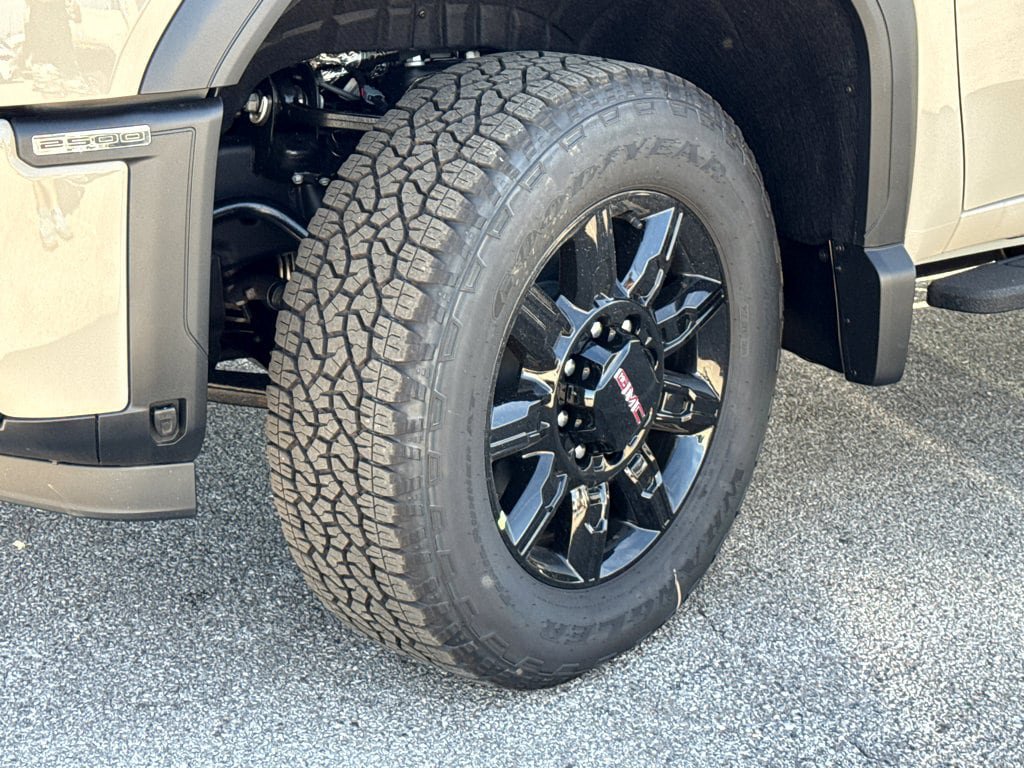 New 2026 GMC Sierra 2500 AT4 w/ AT4 Premium Plus Package AWD/4WD image 24