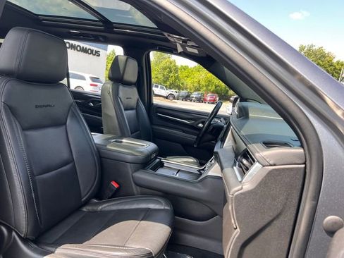 Used 2021 GMC Yukon Denali w/ Denali Premium Package RWD image 36