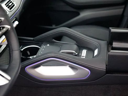 New 2026 Mercedes-Benz GLS 450 4MATIC image 29