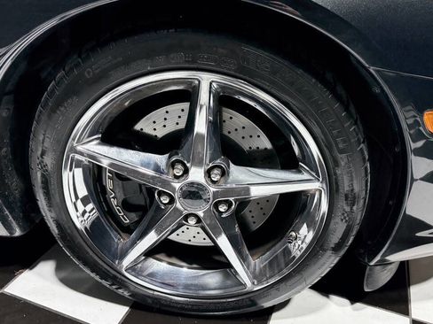 Used 2012 Chevrolet Corvette Convertible w/ 4LT Preferred Equipment Group image 32